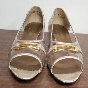 California Magdesians Pumps